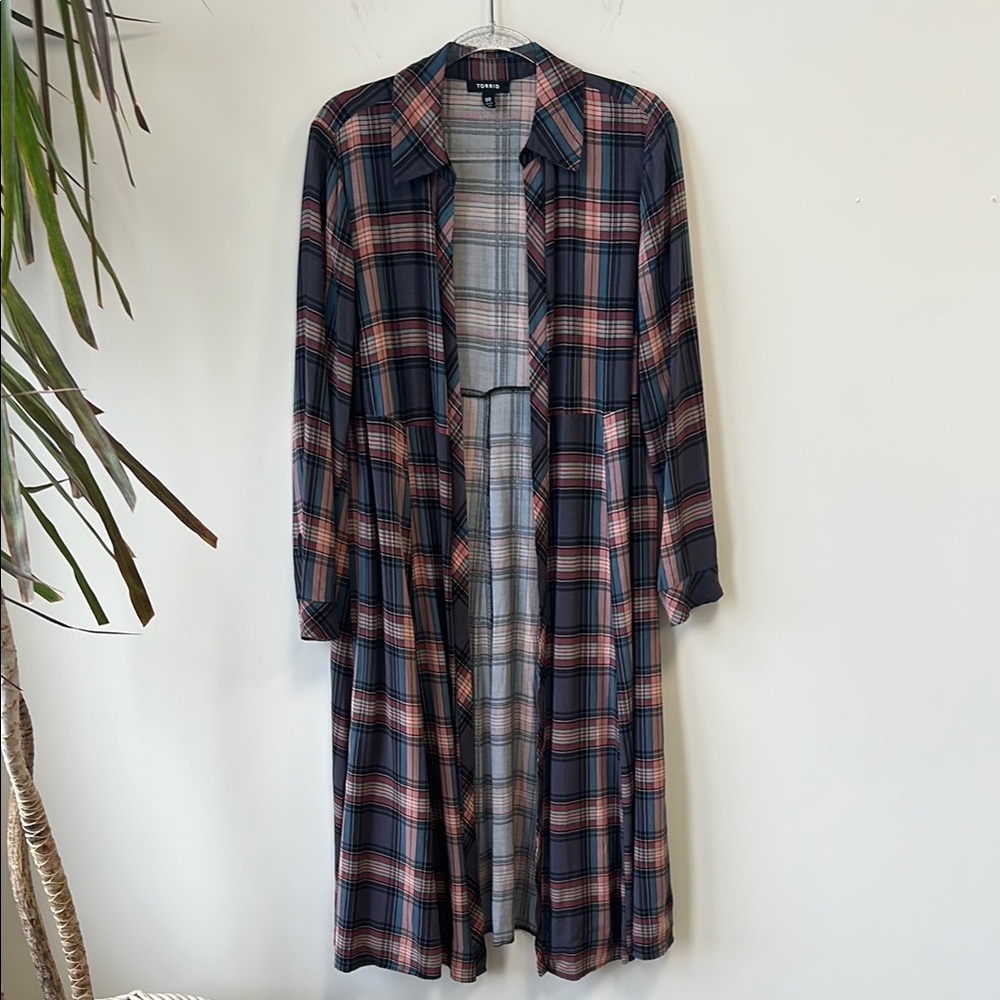 Torrid Sz M/L Gray and Brown Open Duster